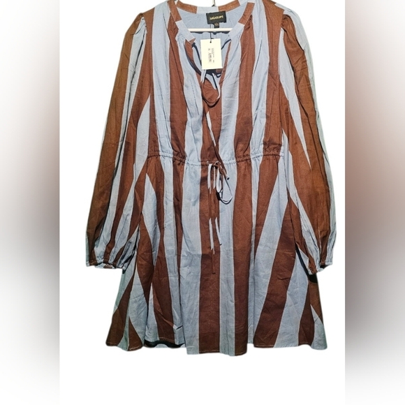 Sugarlips Dresses & Skirts - Sugarlips Blue and Brown Knee Length Dress NWT 21 PTP
